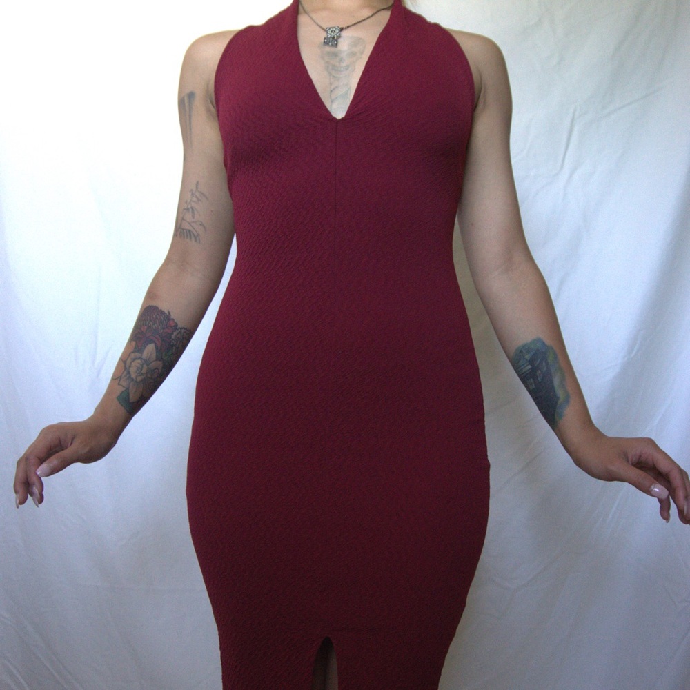 ❤️ASTR maroon form fitting dress